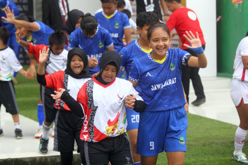 DOWN SYNDROME DI SEPAK BOLA PUTRI, BUTUH INTERAKSI BUKAN DIKASIHANI